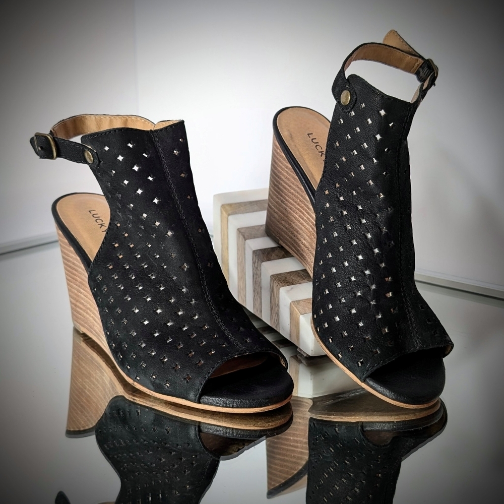 Lucky Brand Black Wedge Sandals